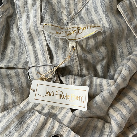 NWT Jen’s Pirate Booty Domino Overalls Silver Size M - Picture 3 of 12